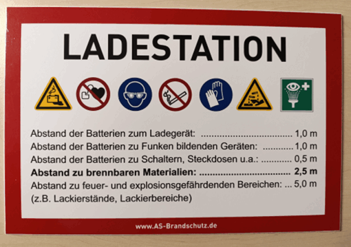 Schild: Ladestation